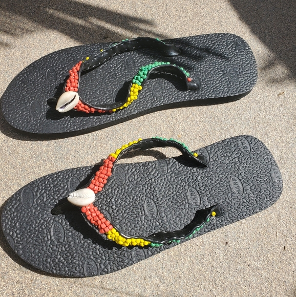 Beaded "Rasta" Cowrie Shell Flip Flops - Picture 2 of 3